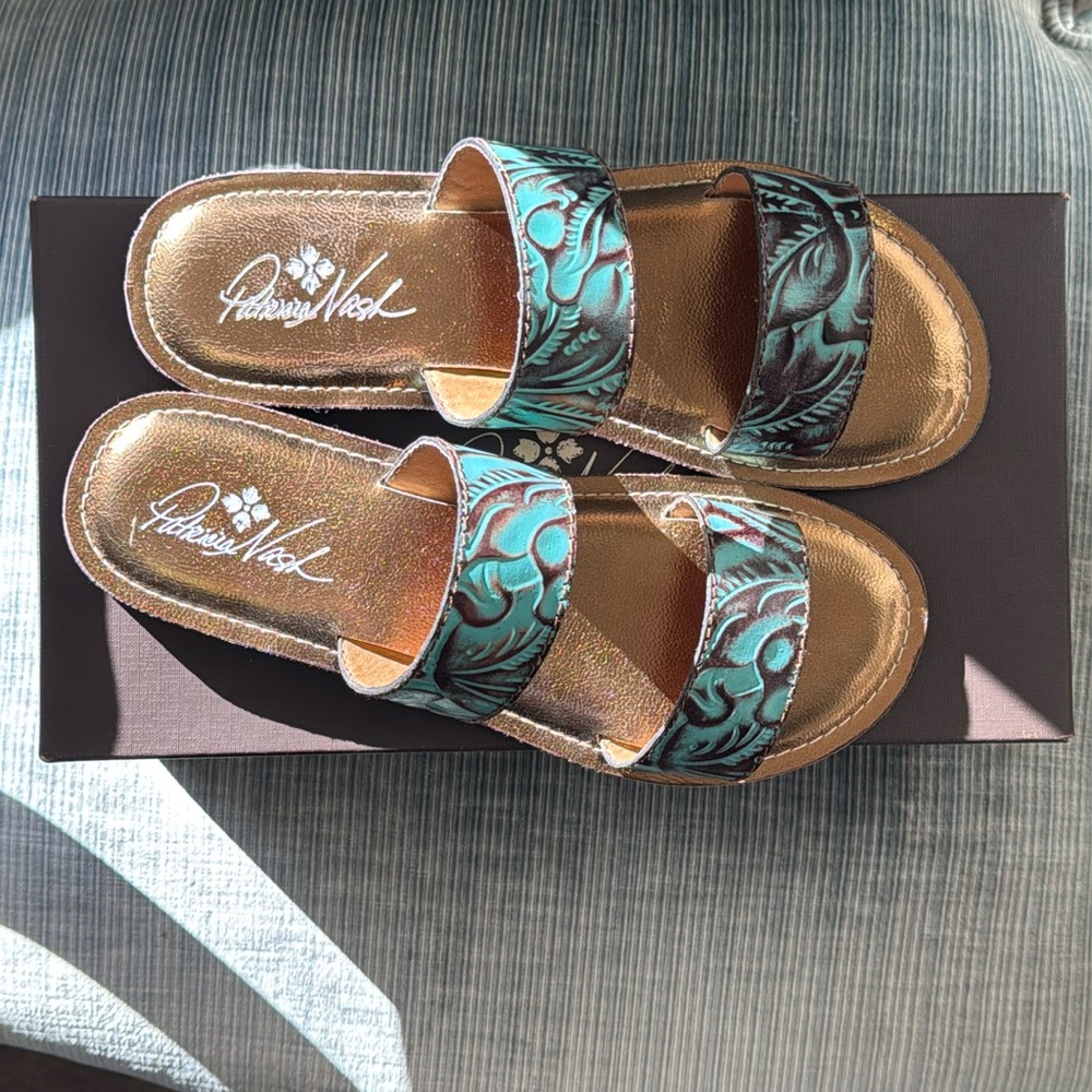 Like New Patricia Nash “Flair” Sandals - Picture 3 of 9